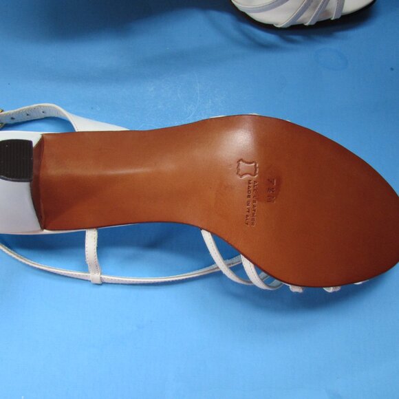 Stylish Amalfi by Rangoni White Sandal Style Shoes Never Worn - Picture 7 of 9
